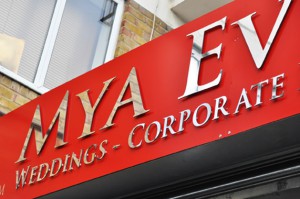 silver-lettering-signage-thurrock